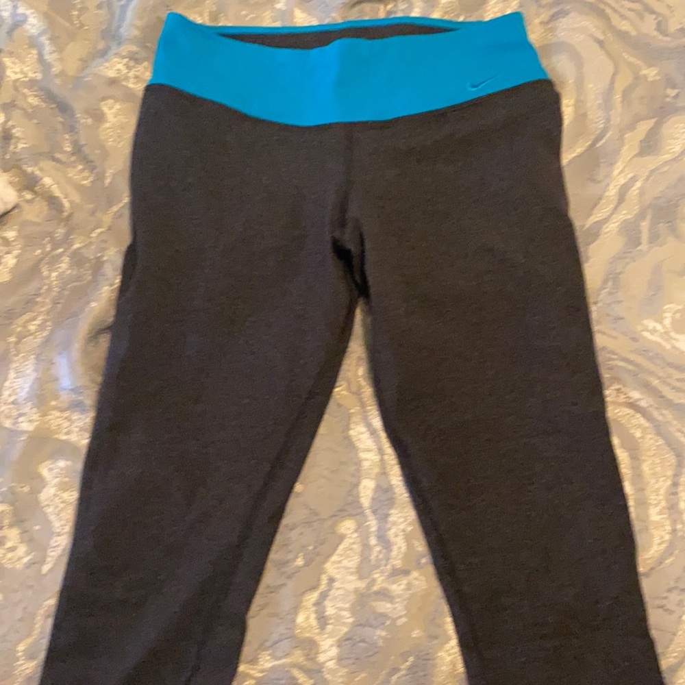 Nike leggings